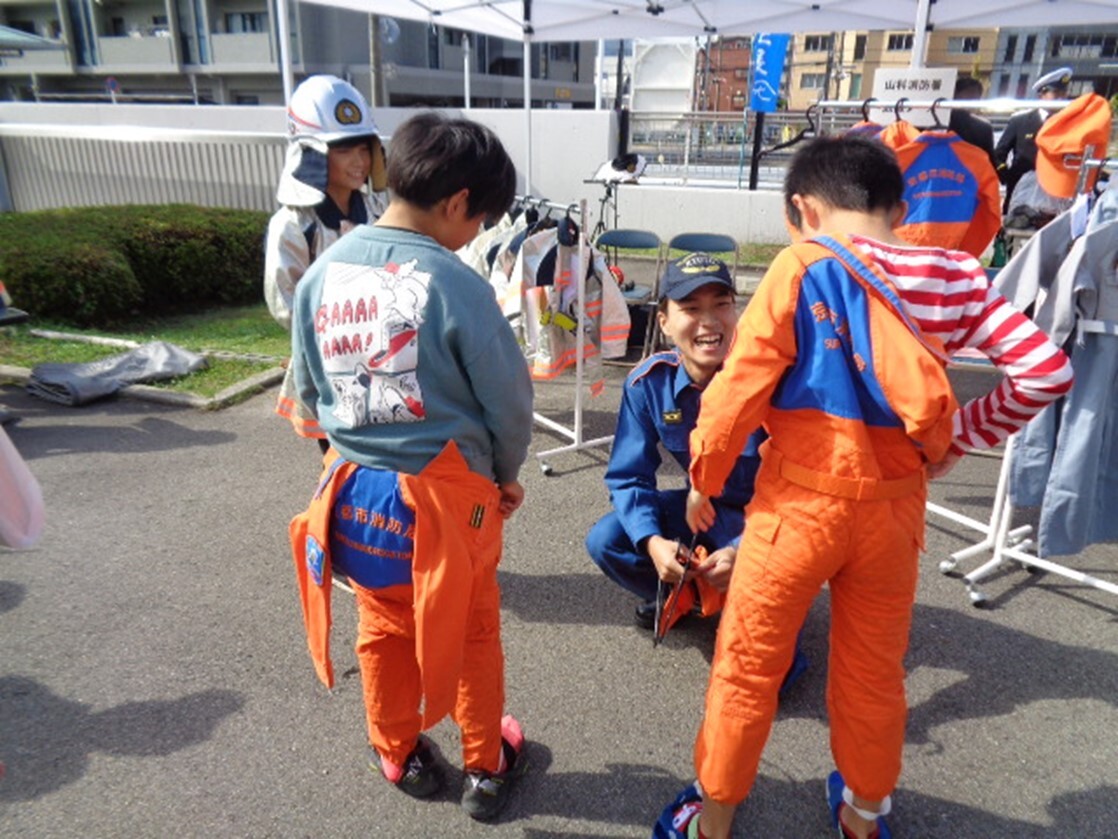 京都刑務所矯正展での防火PRの写真