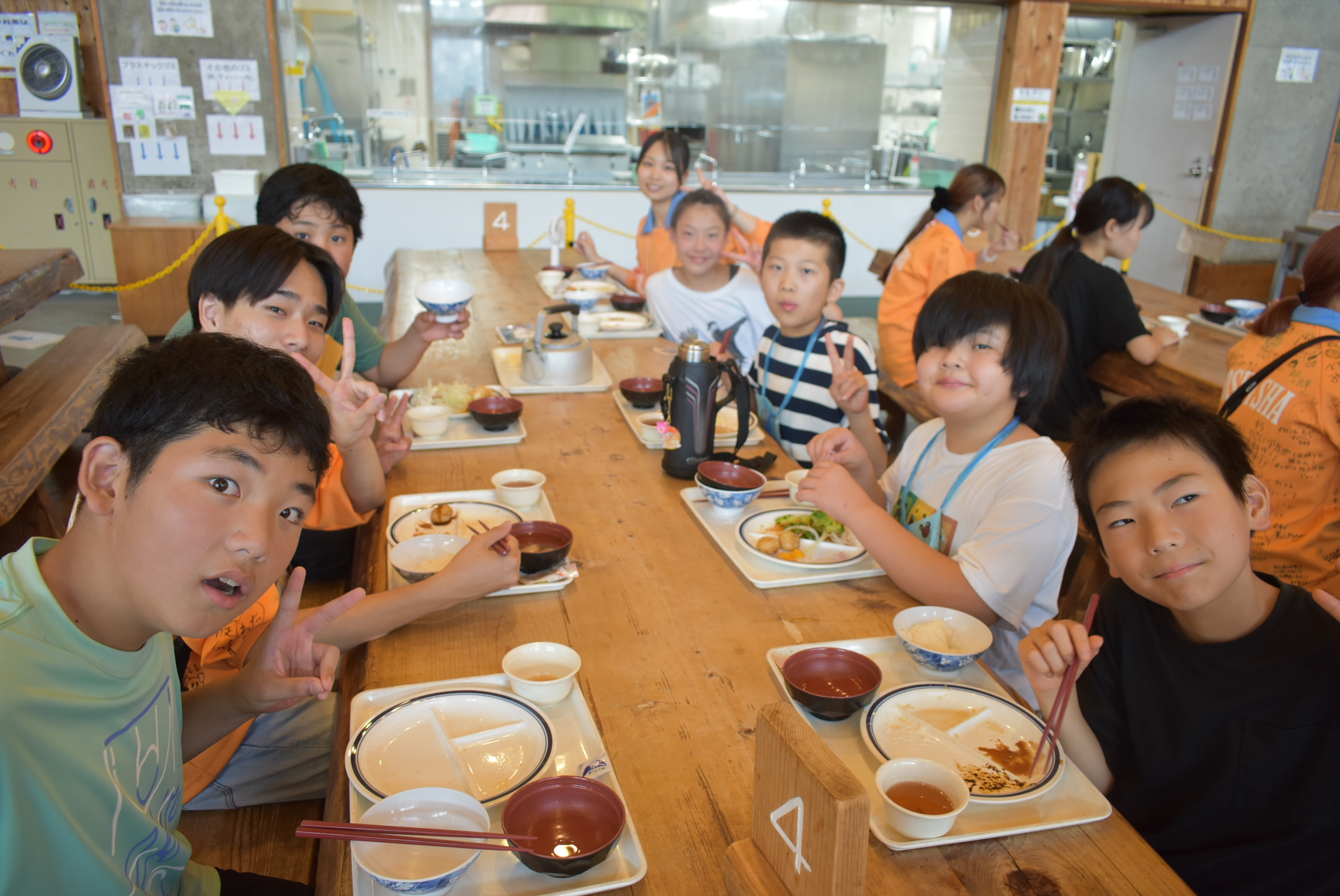 晩御飯の様子5