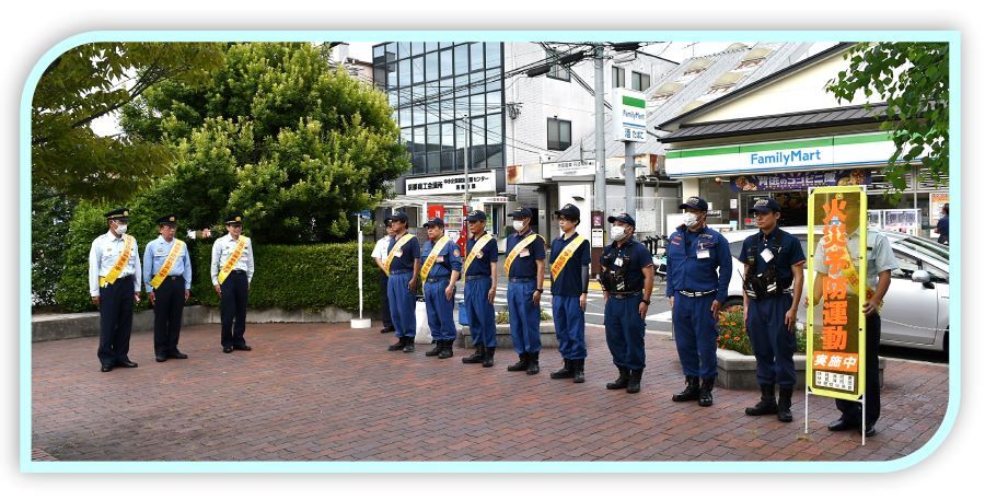 広報活動実施前の挨拶の様子