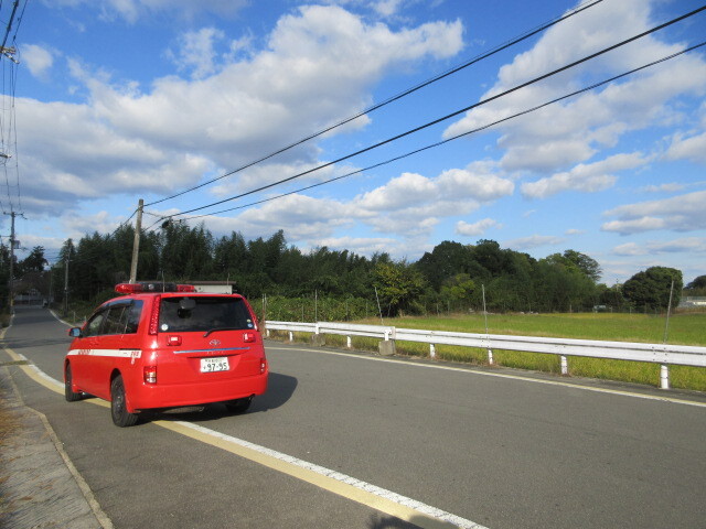 査察車の写真