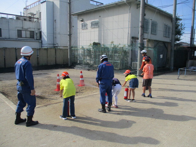 消火器の取扱訓練
