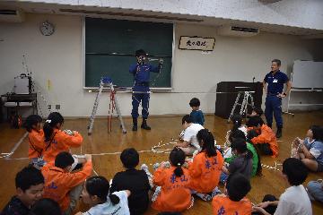 小綱結索を署員から学びました。