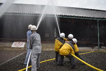 一橋分団の放水訓練