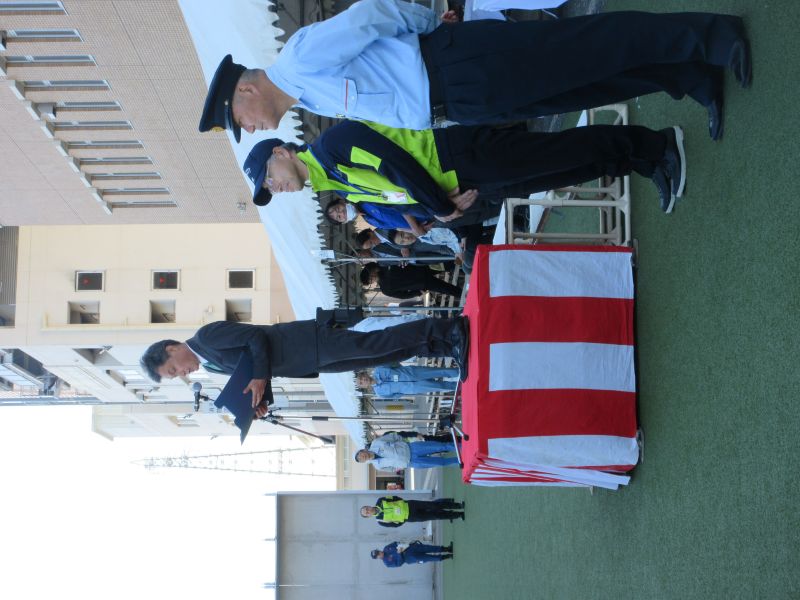 開会式の議長挨拶写真