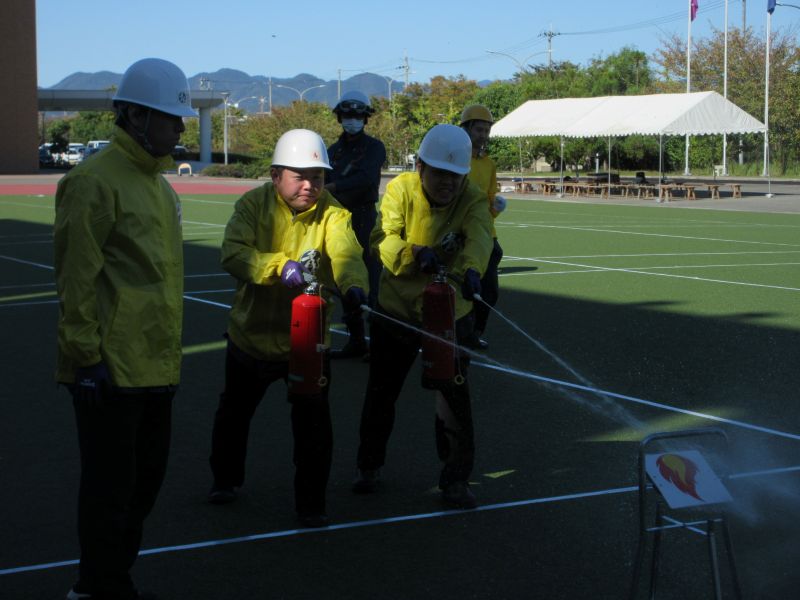 消火器操法訓練写真