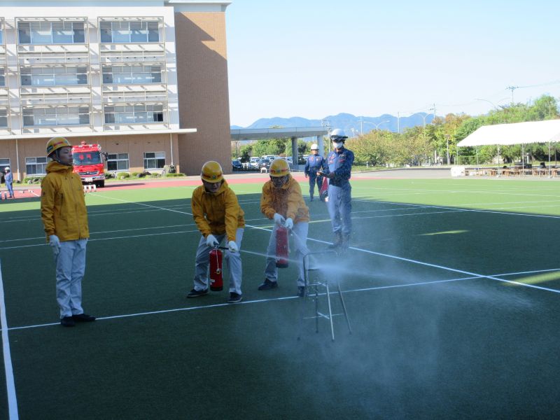 消火器操法訓練写真