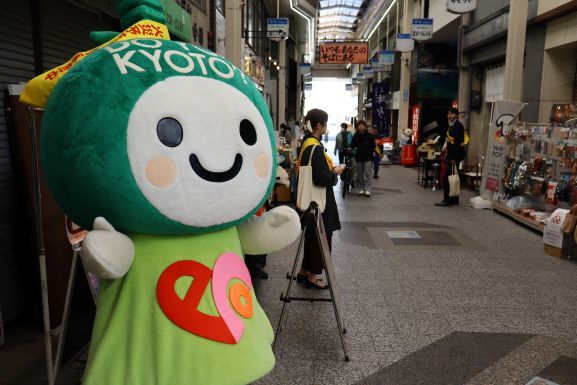 エコちゃんが街頭広報