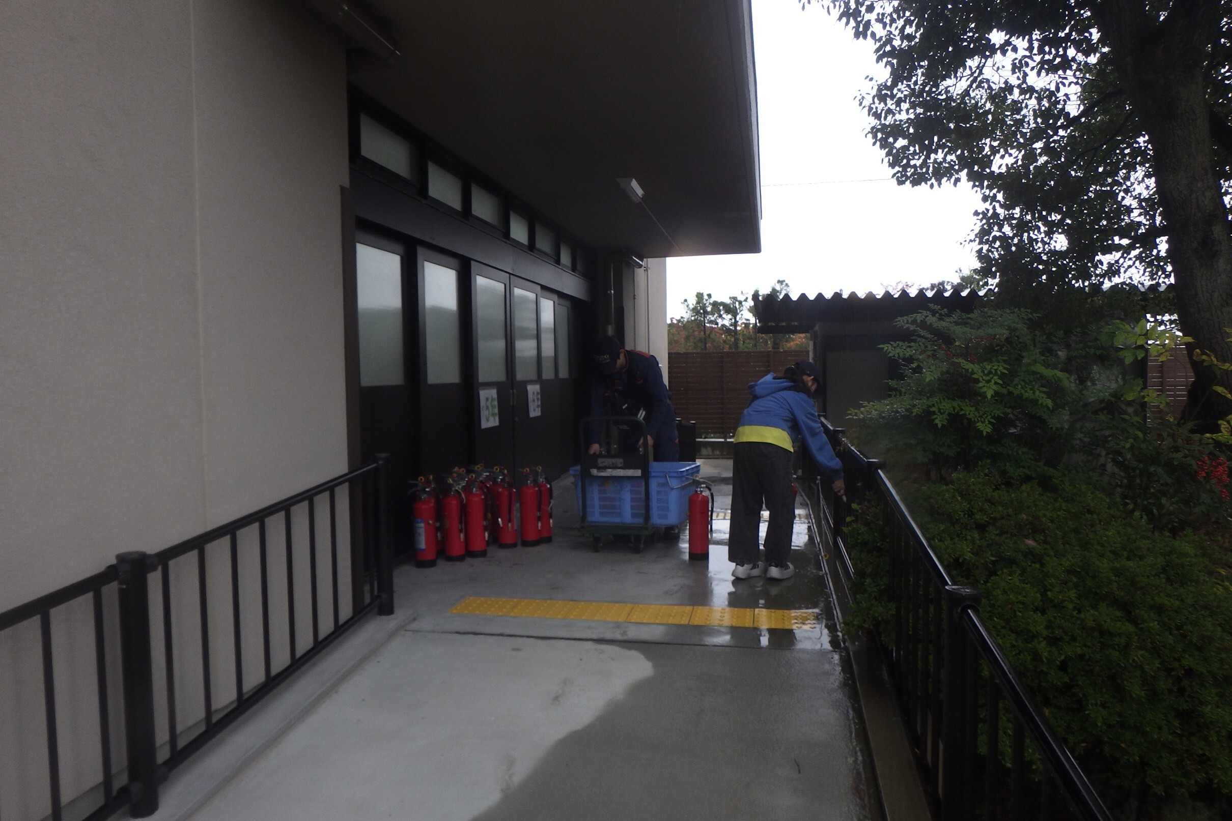 器材の準備をお手伝い