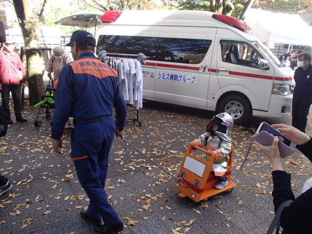 皆わくわくしながらかっこいい消防士になってくれました。