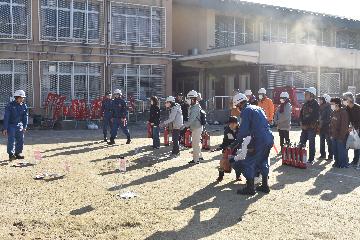 消火器の取扱い訓練