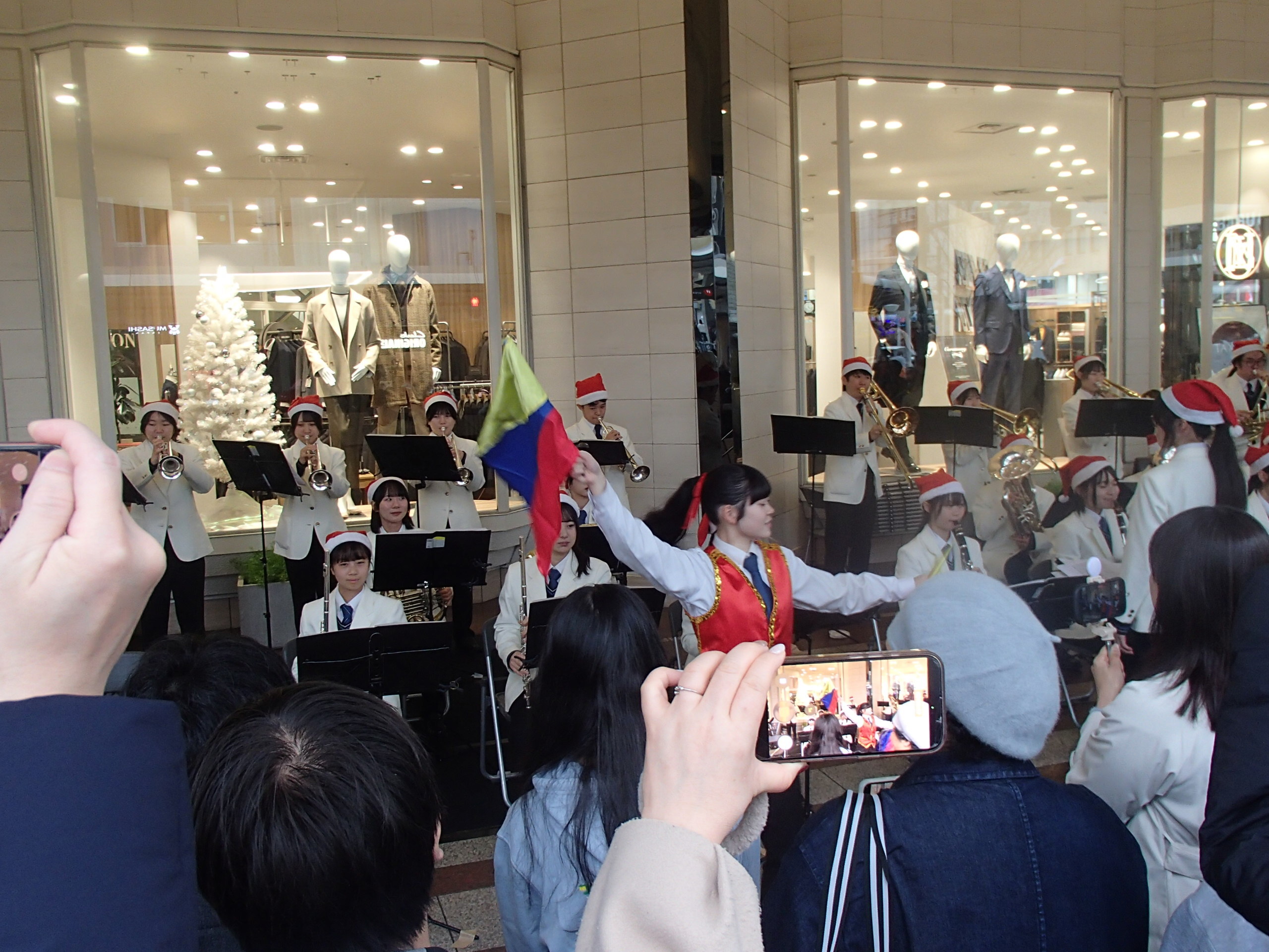 吹奏楽部の演奏2