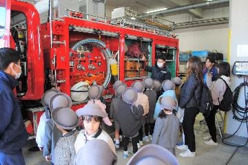 消防車見学の写真