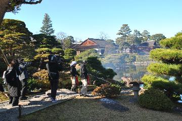 消火器による初期消火のようす