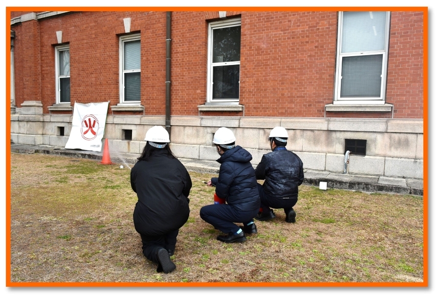 学校職員による初期消火