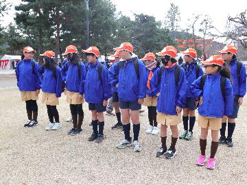 自主整頓行うジュニア消防団員