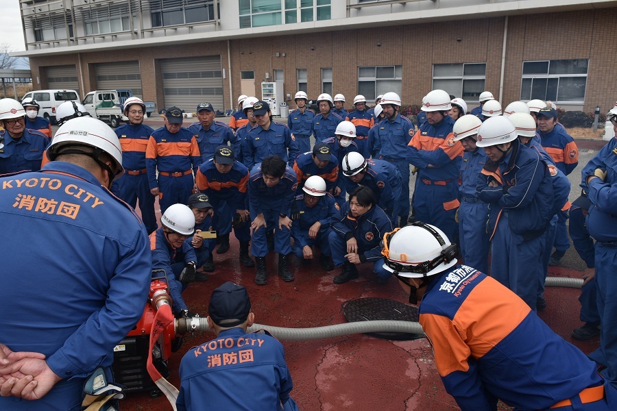 透明吸管を使った教養