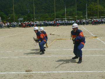 小型動力ポンプ操法訓練の様子