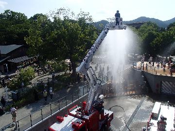 水遊び