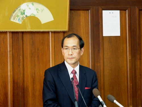 就任記者会見での門川市長