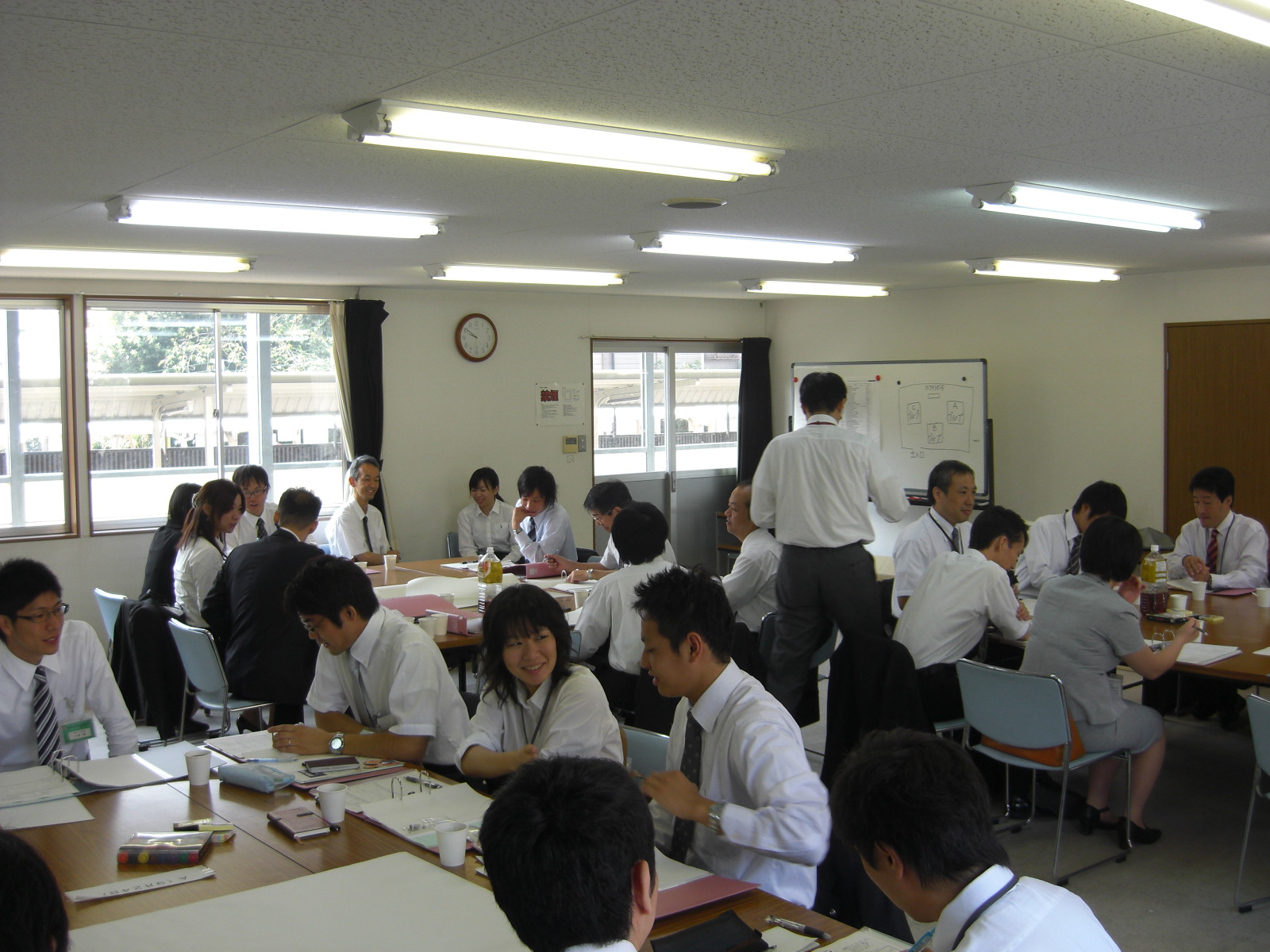 他己紹介の様子です。