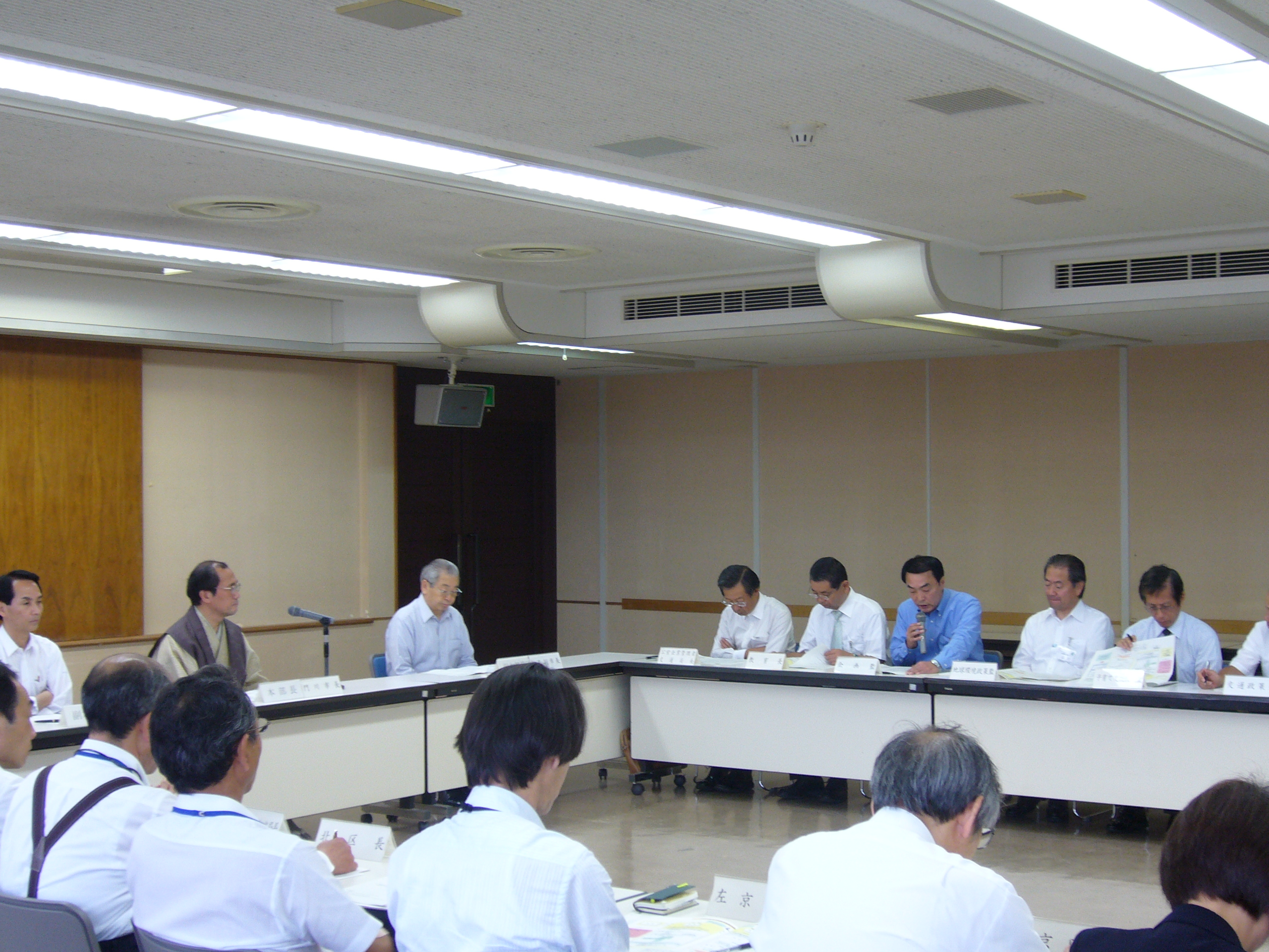 第1回本部会議の様子