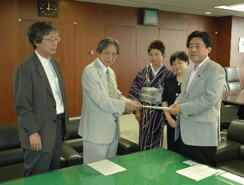 岡﨑世話人，中西世話人，上村世話人，冷泉世話人，北側国土交通大臣