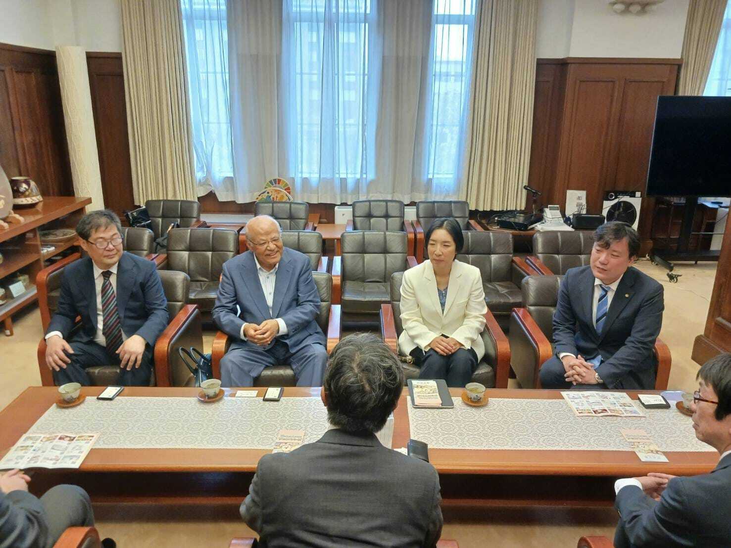 公益財団法人 藤井財団 寄付受納式