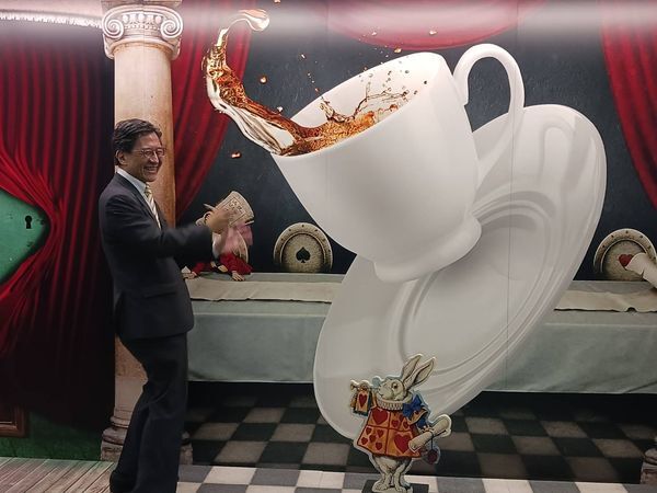 「絵本とわたしの物語展」視察