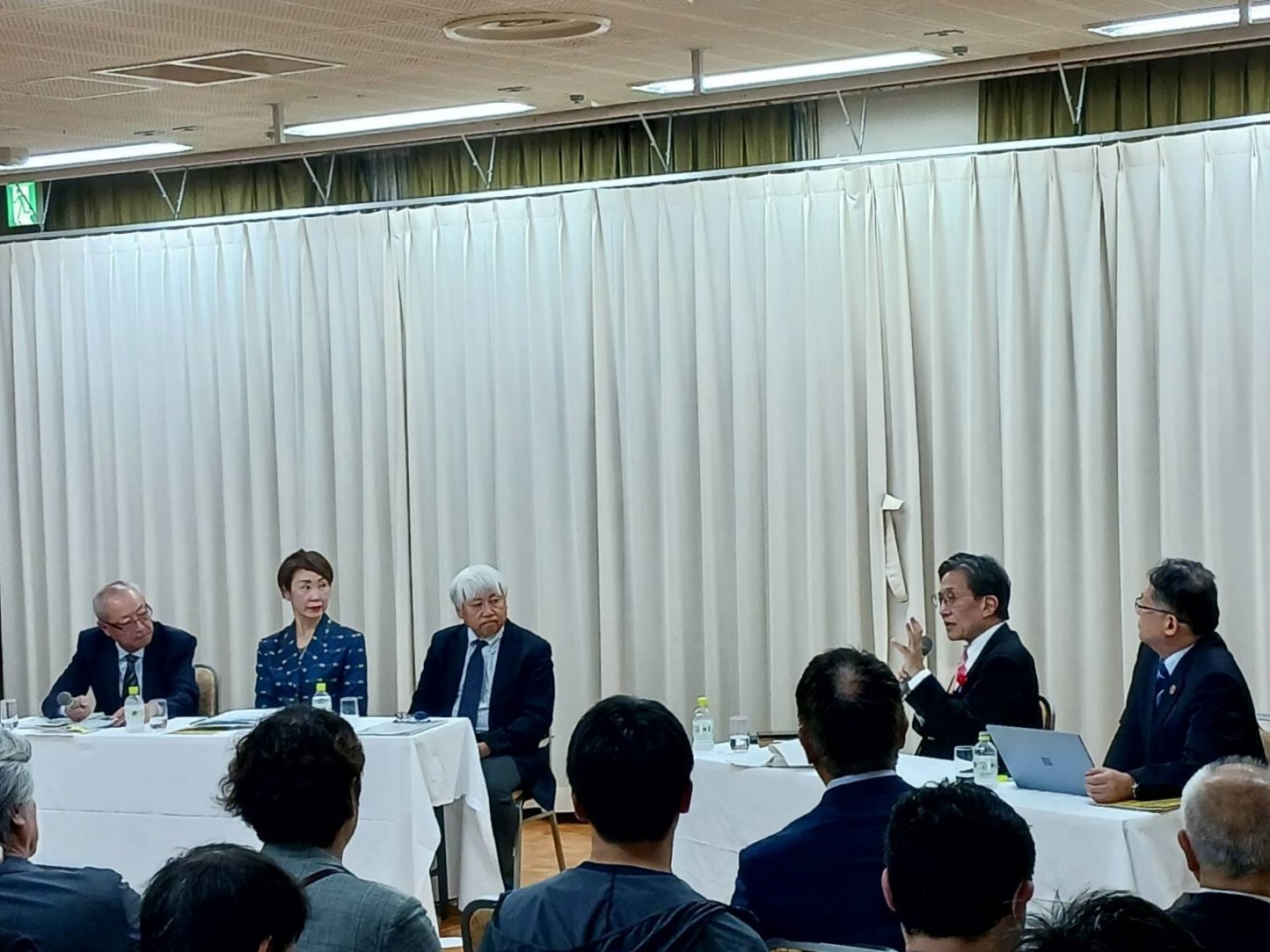シンポジウム「嵯峨嵐山の魅力を堀り起こす～このままで良いのか、嵯峨嵐山？～」出席