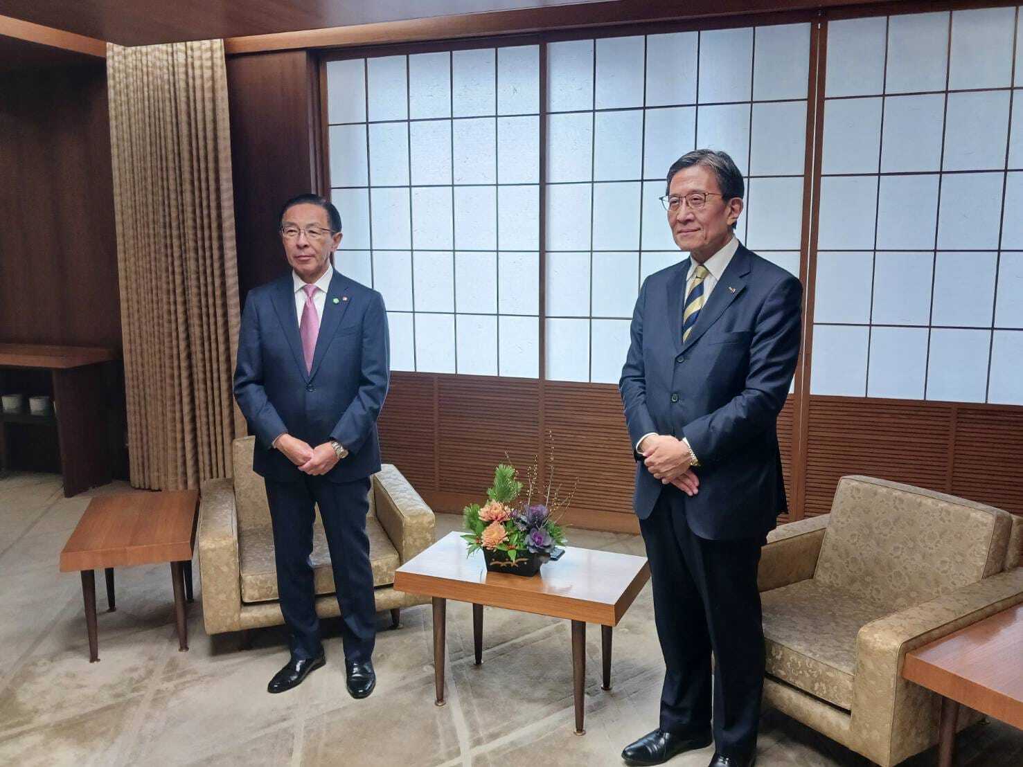 西脇京都府知事との対談