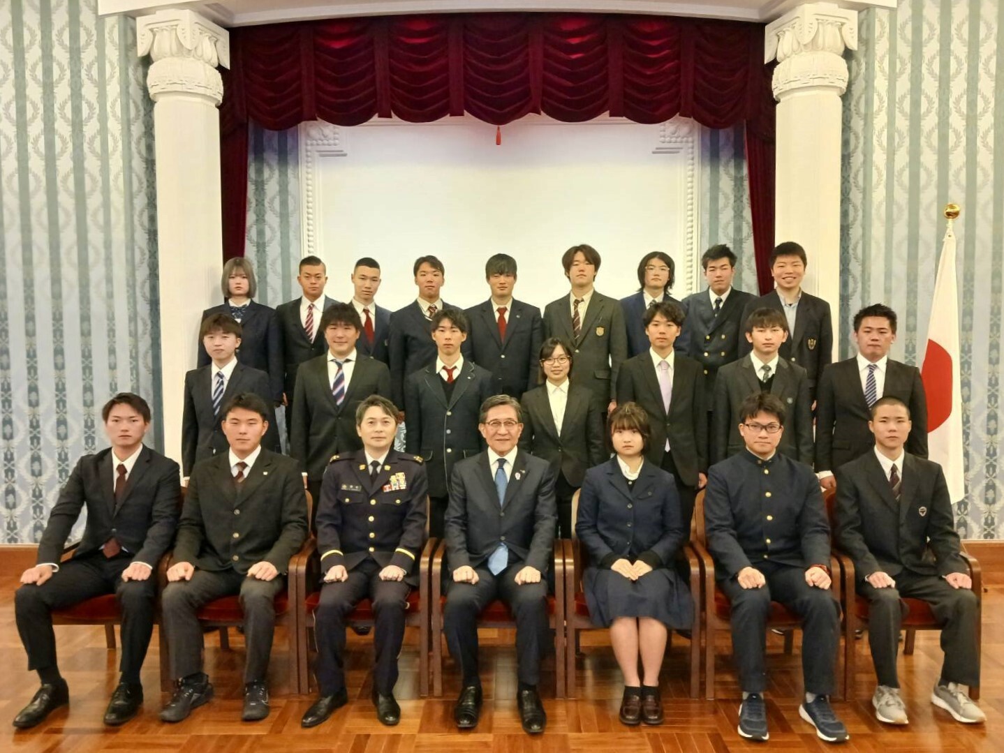 自衛隊入隊入校予定者　激励