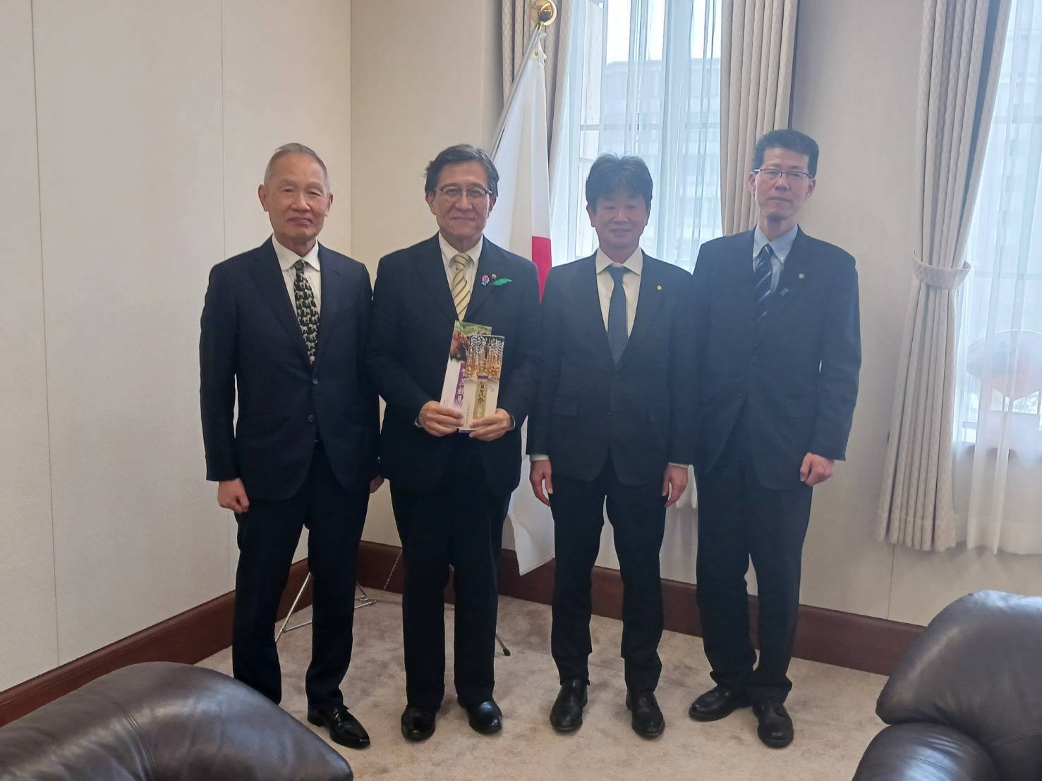 上賀茂神社 高井宮司 表敬訪問の様子