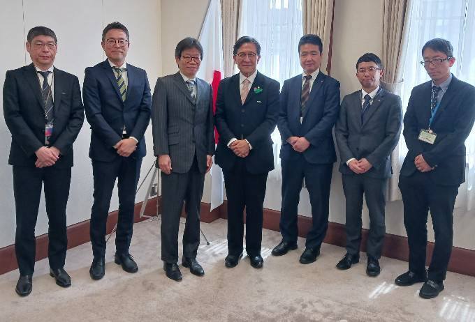 ローム株式会社東克己社長　ご挨拶の様子