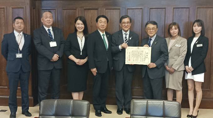 ライオンズクラブ国際協会335-C地区　感謝状贈呈
