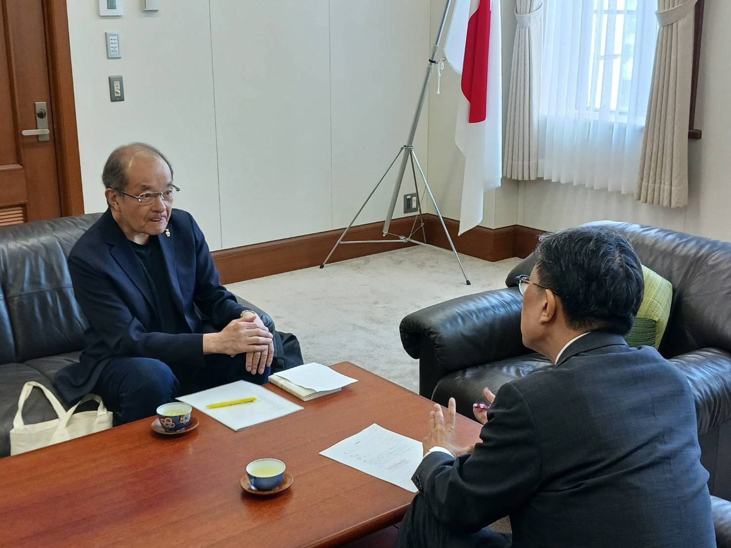 京都橘大学河野通和客員教授との懇談