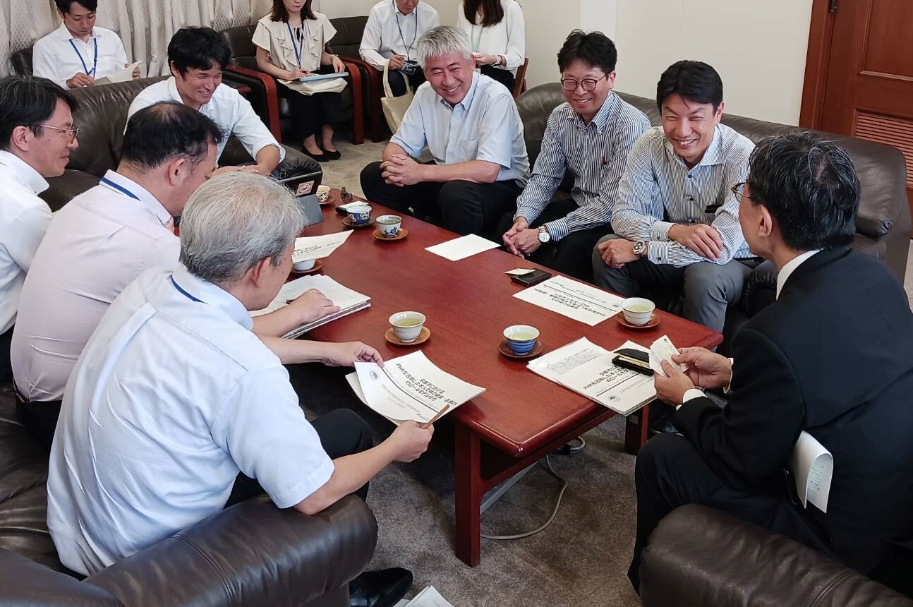 京都大学大学院医学研究科、株式会社ヘルステック研究所　表敬訪問
