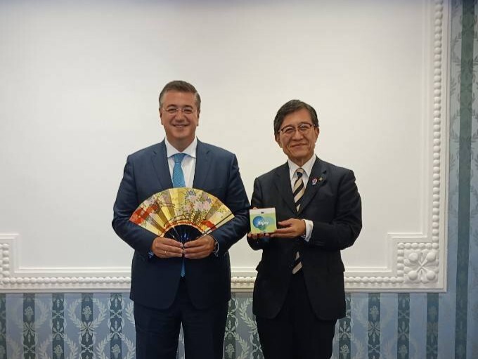 欧州委員会ツィツィコスタス委員　表敬訪問