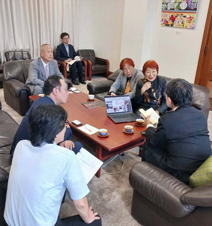 土佐尚子教授、中津良平教授　表敬訪問