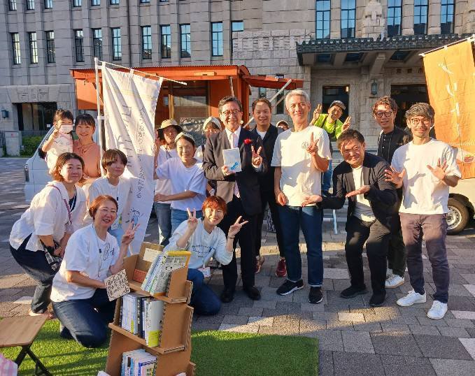 小さな芝生広場の実験