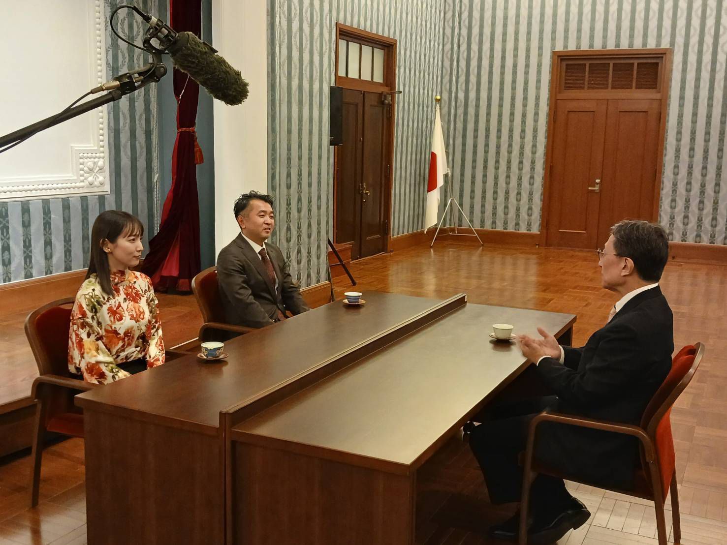 吉岡里帆さん 表敬訪問