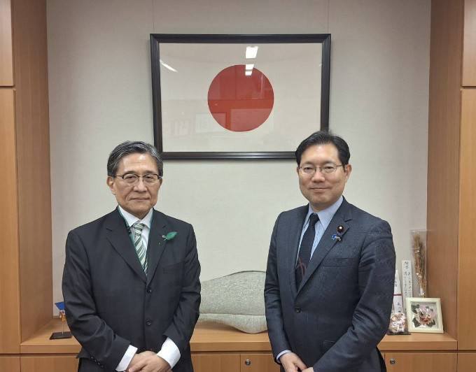 国会議員、省庁訪問