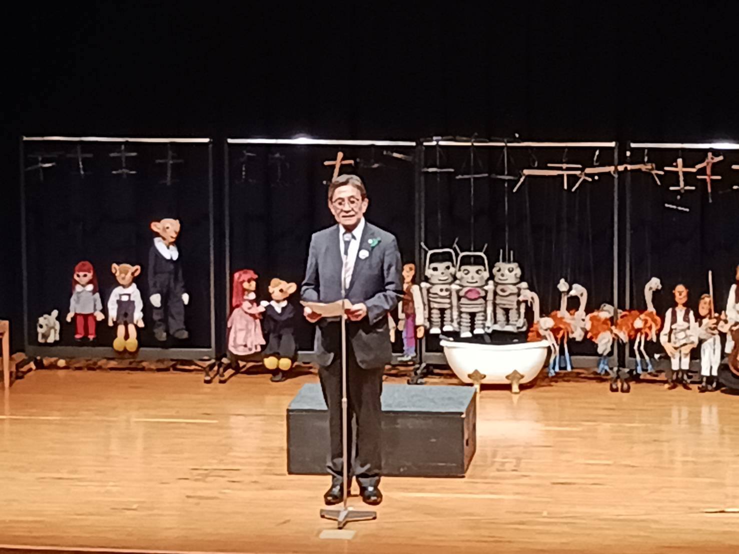 京都・プラハ姉妹都市提携30周年記念「シュペイブル＆フルヴィーネク」人形劇公演