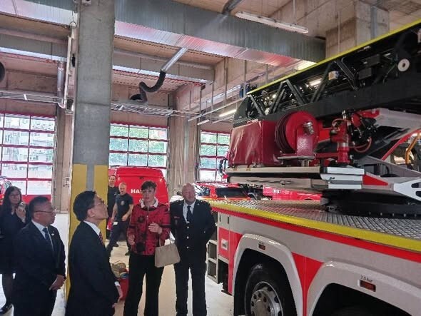 プラハ市消防救助隊本部統合救助システムセンター視察