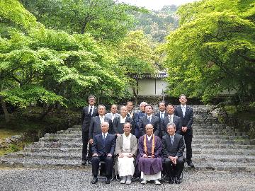 記念撮影（二尊院参道（紅葉の馬場））