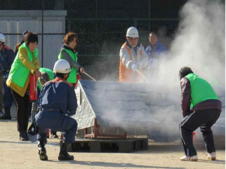 消化器による消火訓練