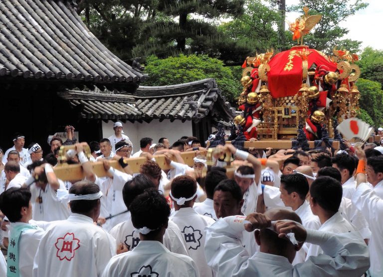 最優秀賞「男衆パワー炸裂」