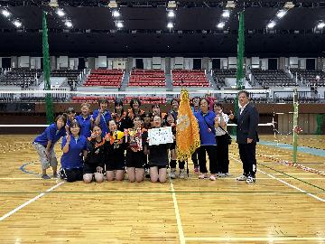 優勝した北梅津体育振興会チームの皆さん