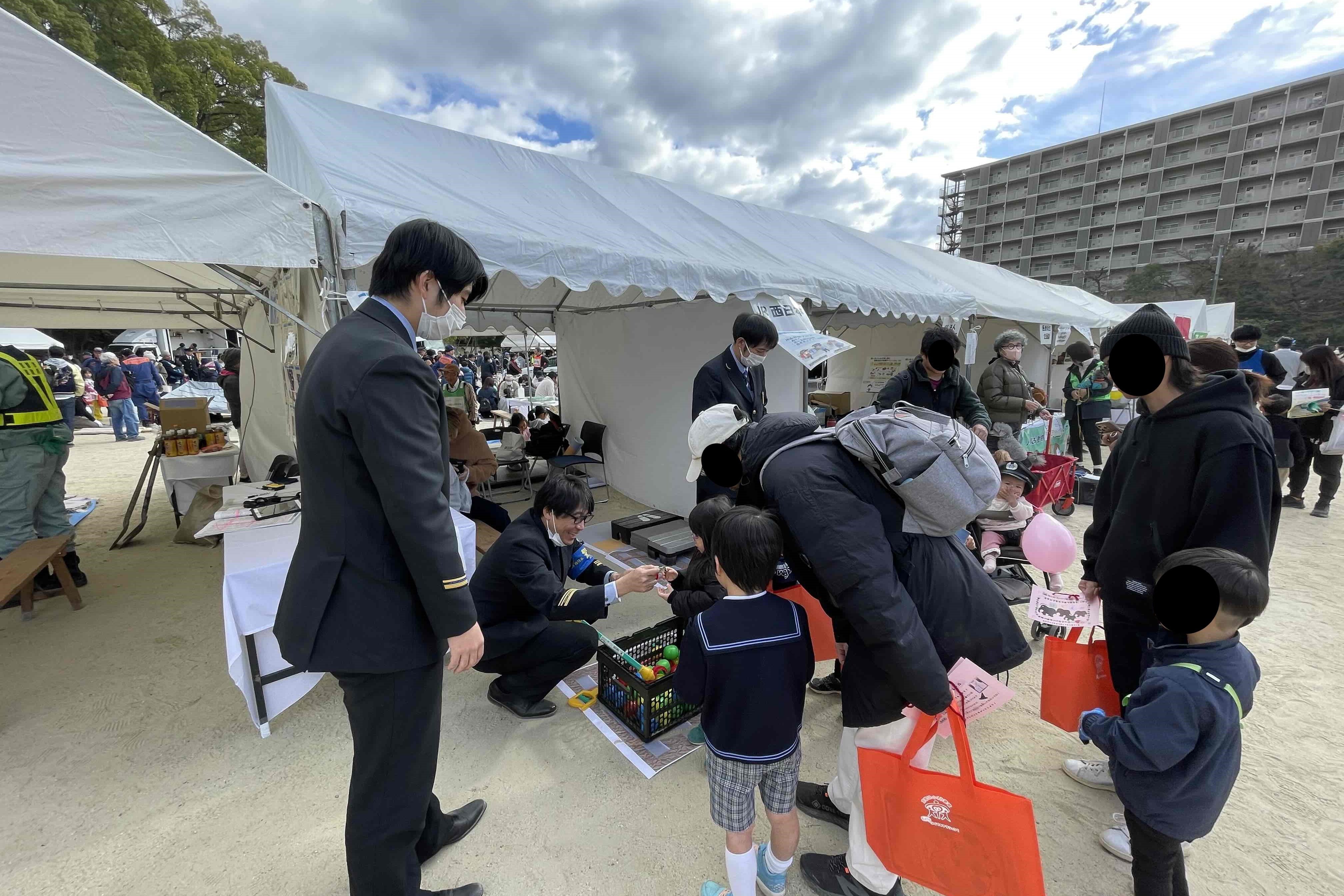 JR西日本（山科駅）ブースの様子